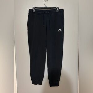 Men’s Nike Black Jogger Sweatpants Size Medium